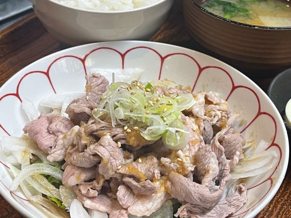 ラム肉の冷しゃぶ定食